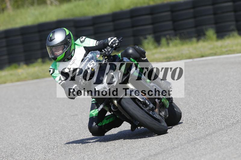 /Archiv-2025/09 22.04.2025 Cornu Master School ADR/rot-rouge/15